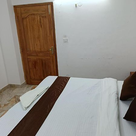 Hotel Atithi Grand Guwahati Ngoại thất bức ảnh